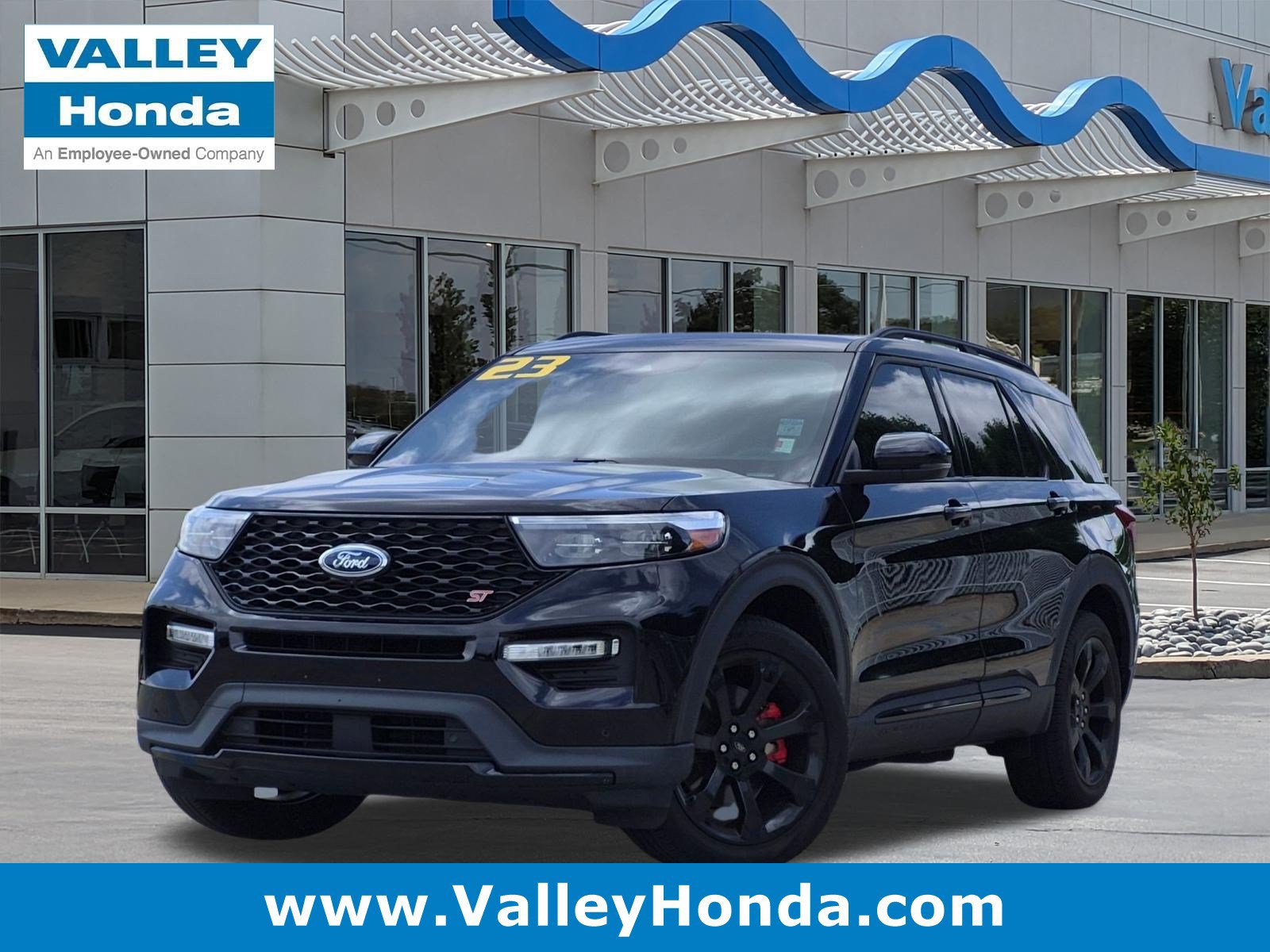 Used 2023 Ford Explorer ST w/ Equipment Group 401A AWD/4WD image 1