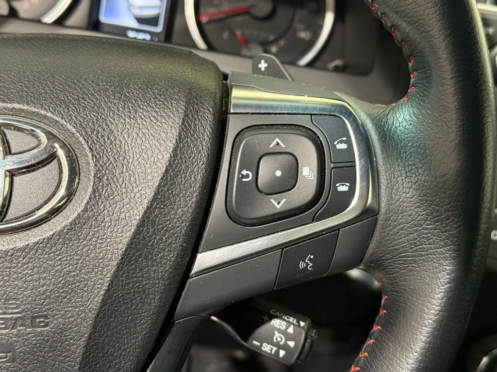 Used 2015 Toyota Camry XSE w/ Moonroof Package FWD image 24