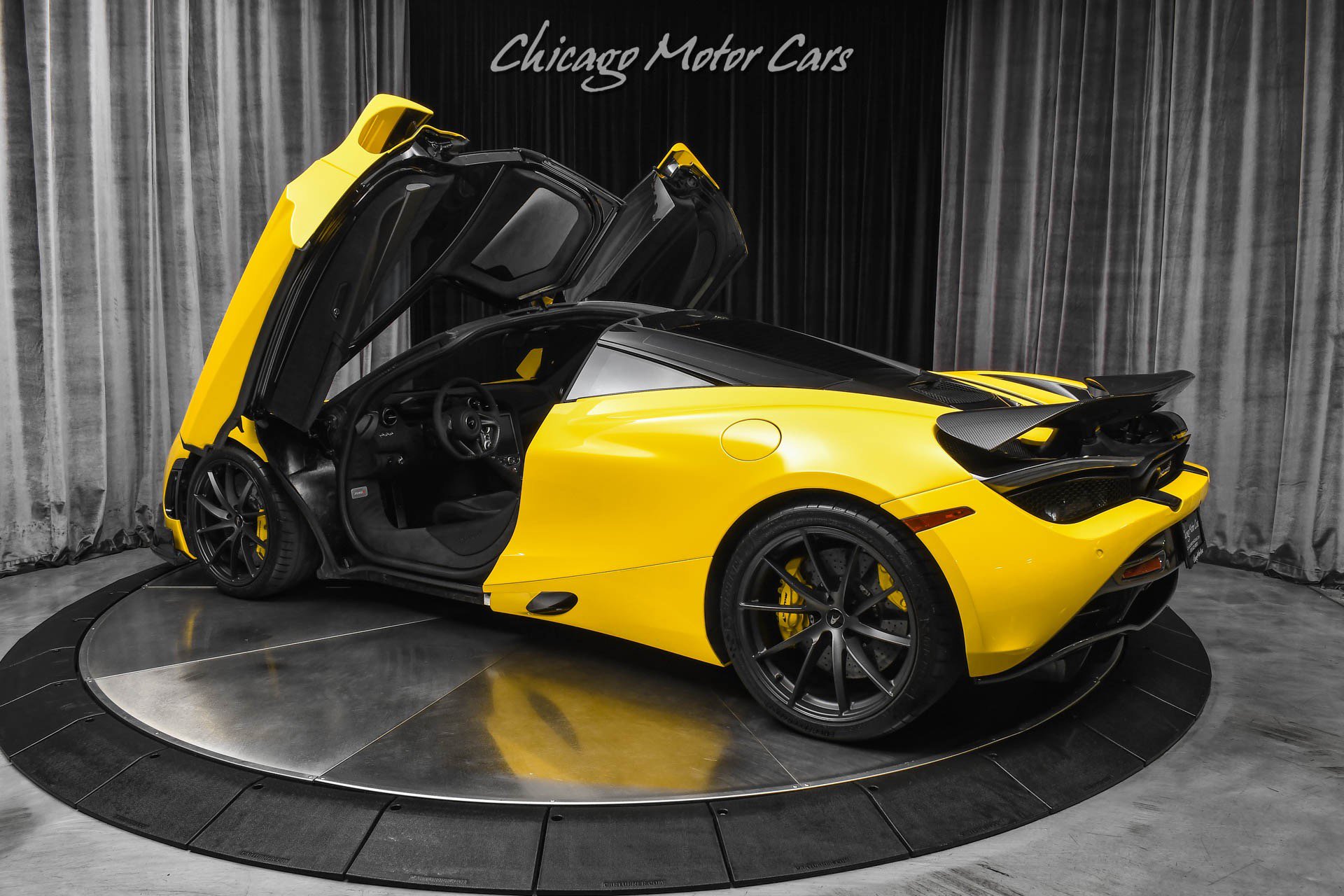 Used 2020 McLaren 720S Performance RWD image 41