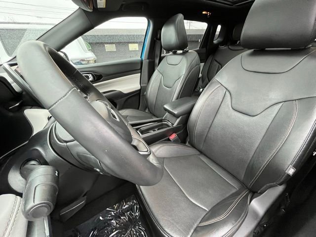 Used 2023 Jeep Compass Limited w/ Elite Group AWD/4WD image 19