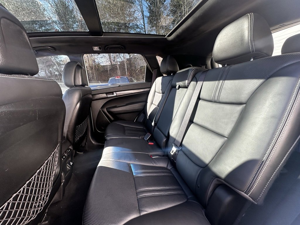 Used 2014 Kia Sorento SX w/ 3rd Row Package image 19