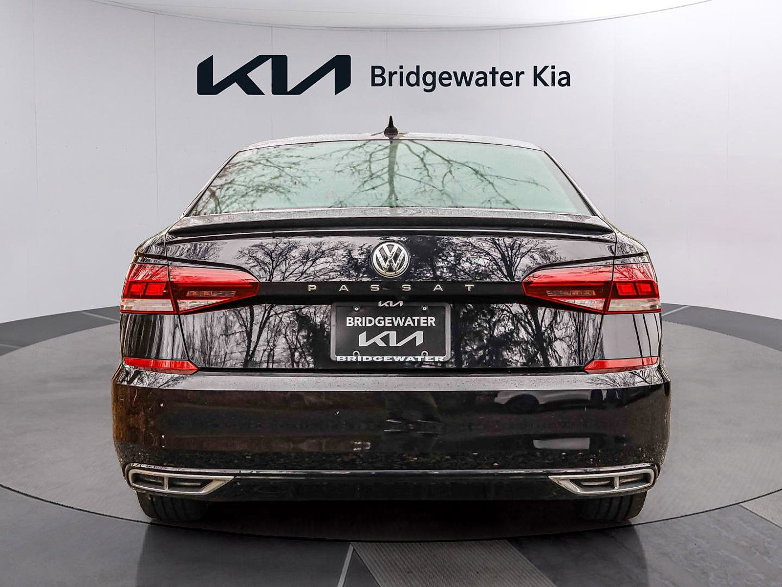 Used 2021 Volkswagen Passat 2.0T R-Line image 6