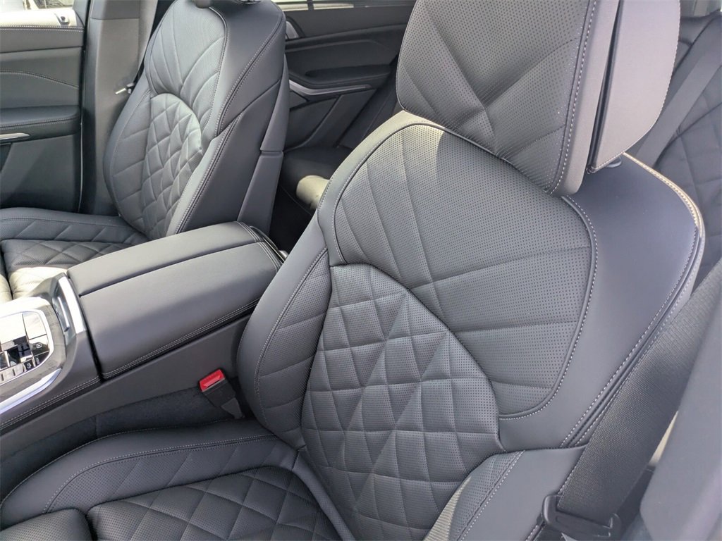 New 2026 BMW X5 sDrive40i w/ M Sport Package image 5