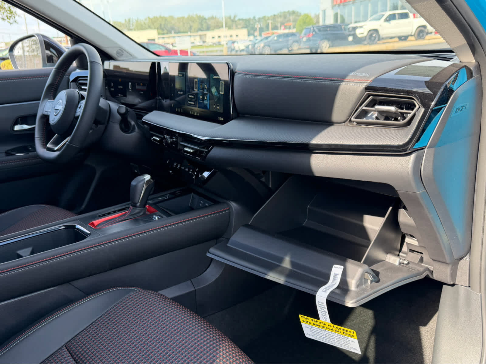 New 2027 Nissan Kicks SR w/ SR Premium Package AWD/4WD image 11