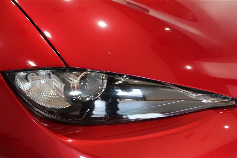 Used 2016 MAZDA MX-5 Miata Grand Touring RWD image 10