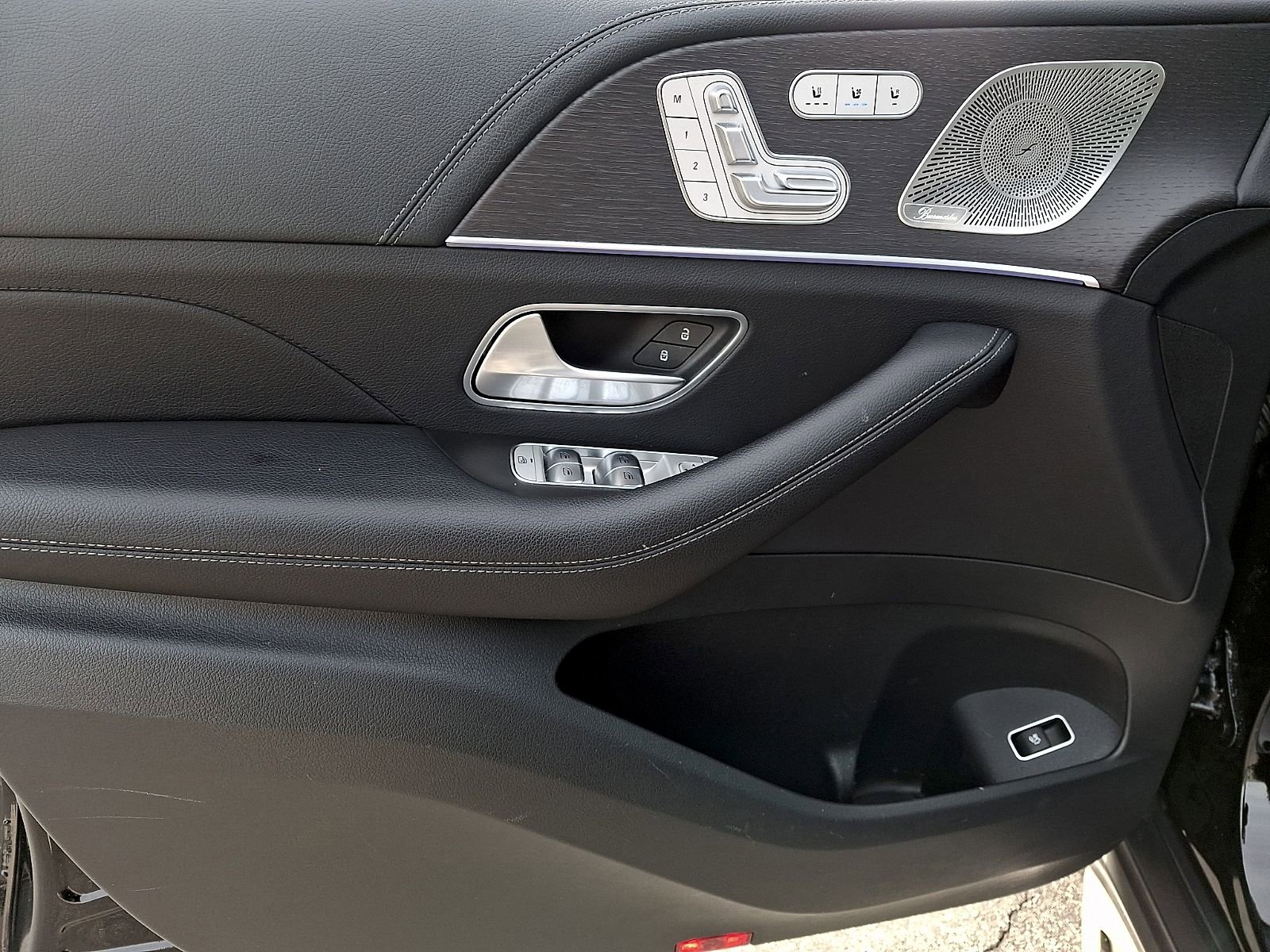 Used 2024 Mercedes-Benz GLE 450 4MATIC image 12