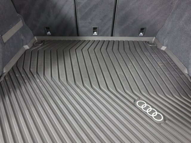 Certified 2025 Audi Q5 Premium Plus AWD/4WD image 25