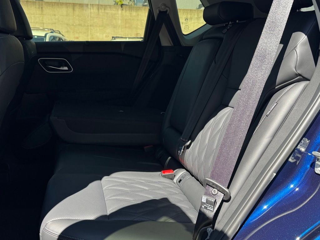 New 2026 Nissan Rogue Platinum image 17