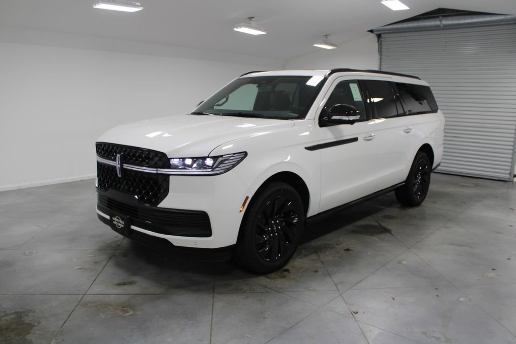 New 2025 Lincoln Navigator L Reserve w/ Jet Appearance Package image 3