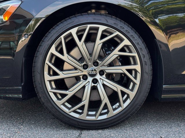 New 2026 Audi A8 L 3.0T AWD/4WD image 5