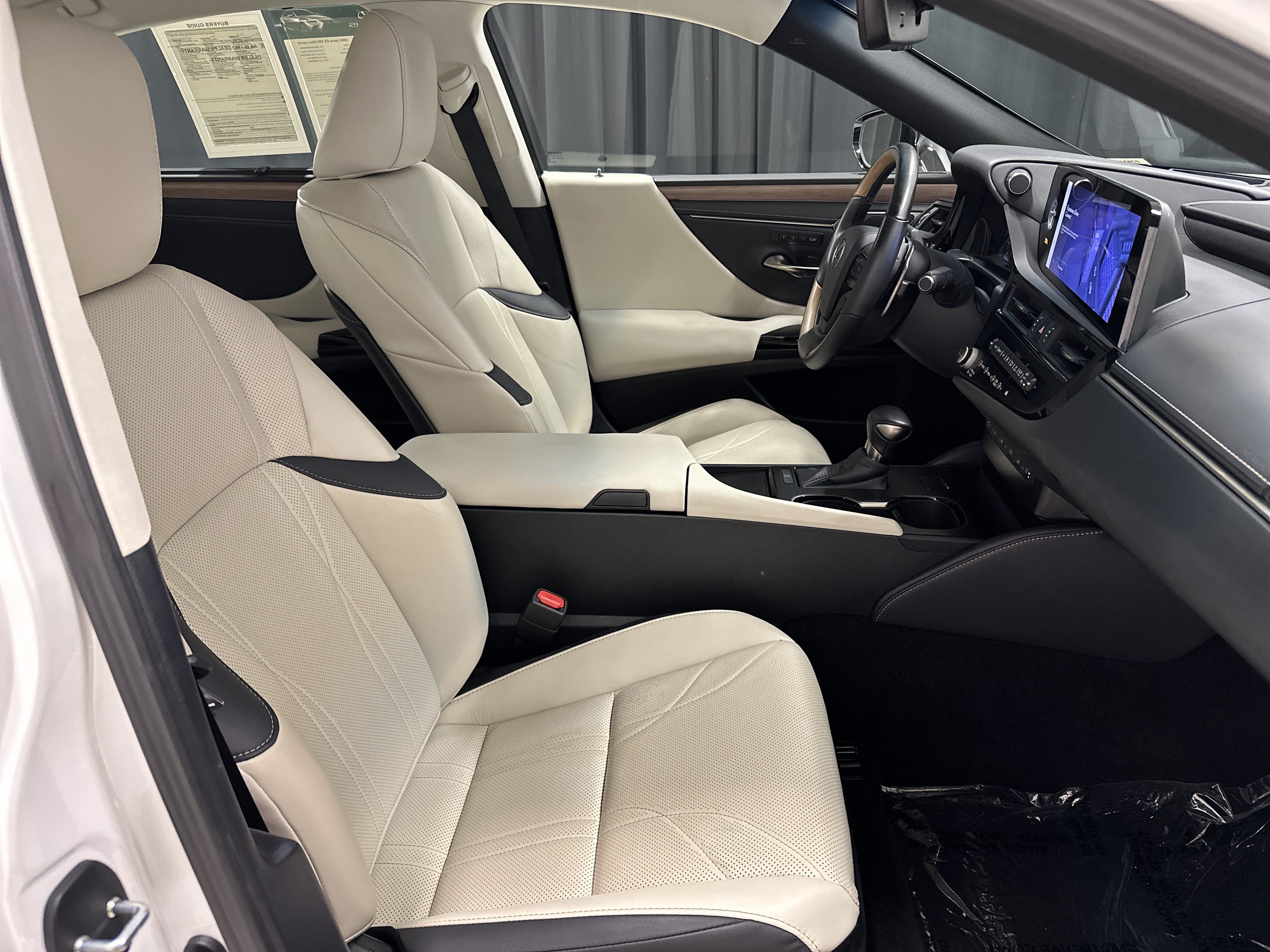 Certified 2024 Lexus ES 350 Ultra Luxury FWD image 33