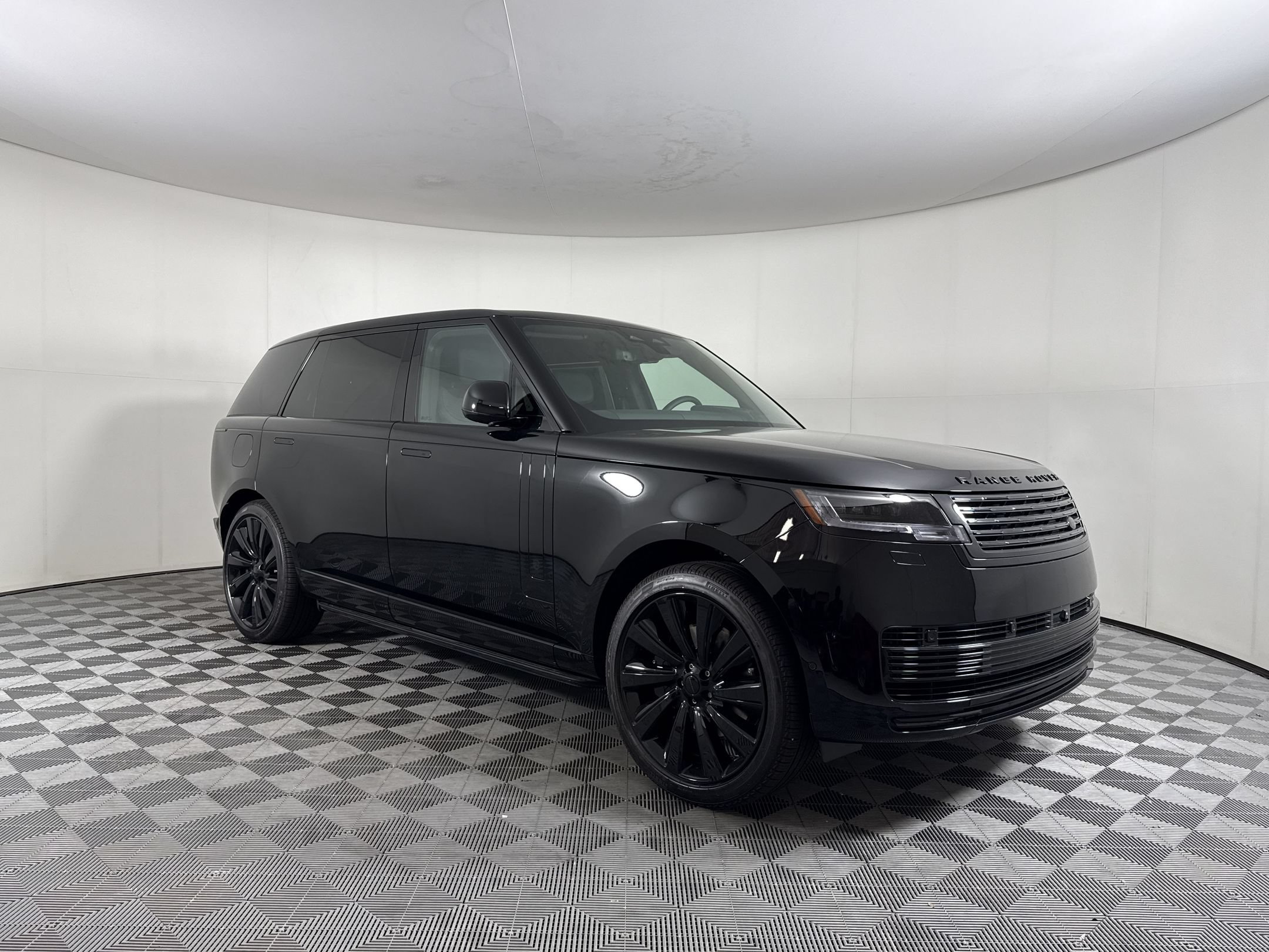 New 2026 Land Rover Range Rover Long Wheel Base SV AWD/4WD image 7