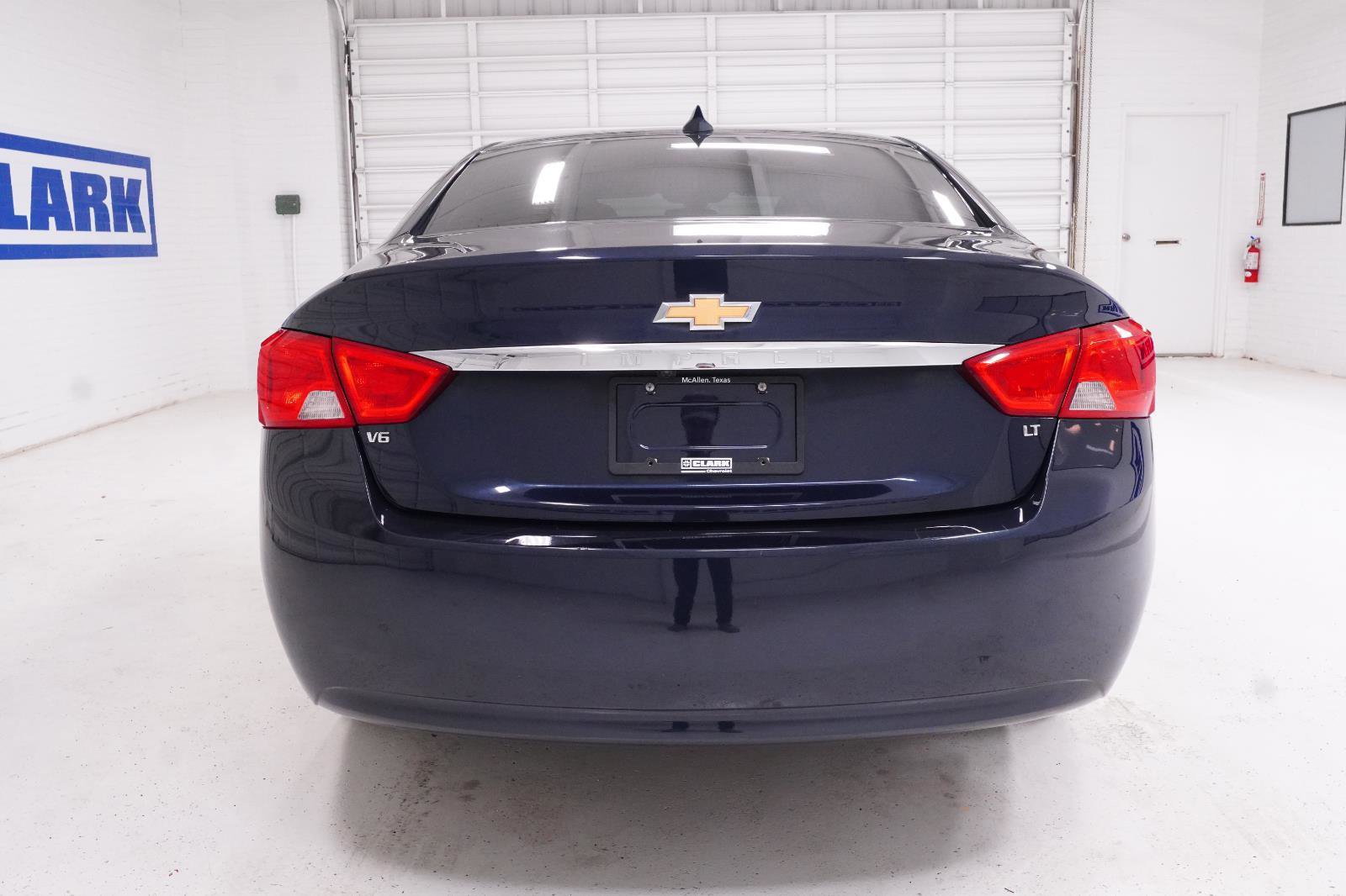 Used 2019 Chevrolet Impala LT FWD image 6