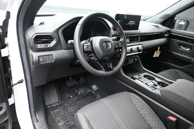 New 2026 Honda Pilot Sport image 13