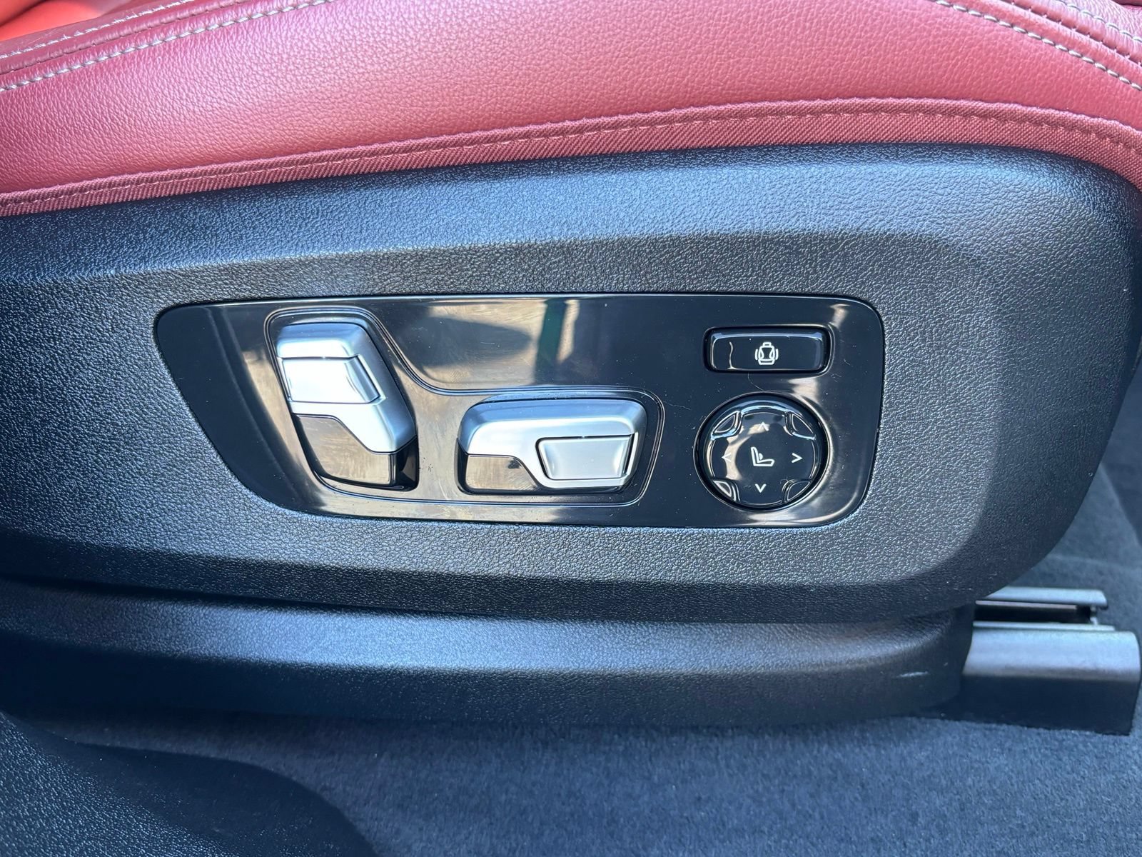 Used 2020 BMW X6 xDrive40i AWD/4WD image 21