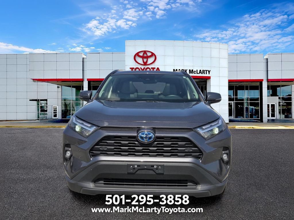 Used 2023 Toyota RAV4 XLE Premium AWD/4WD image 8
