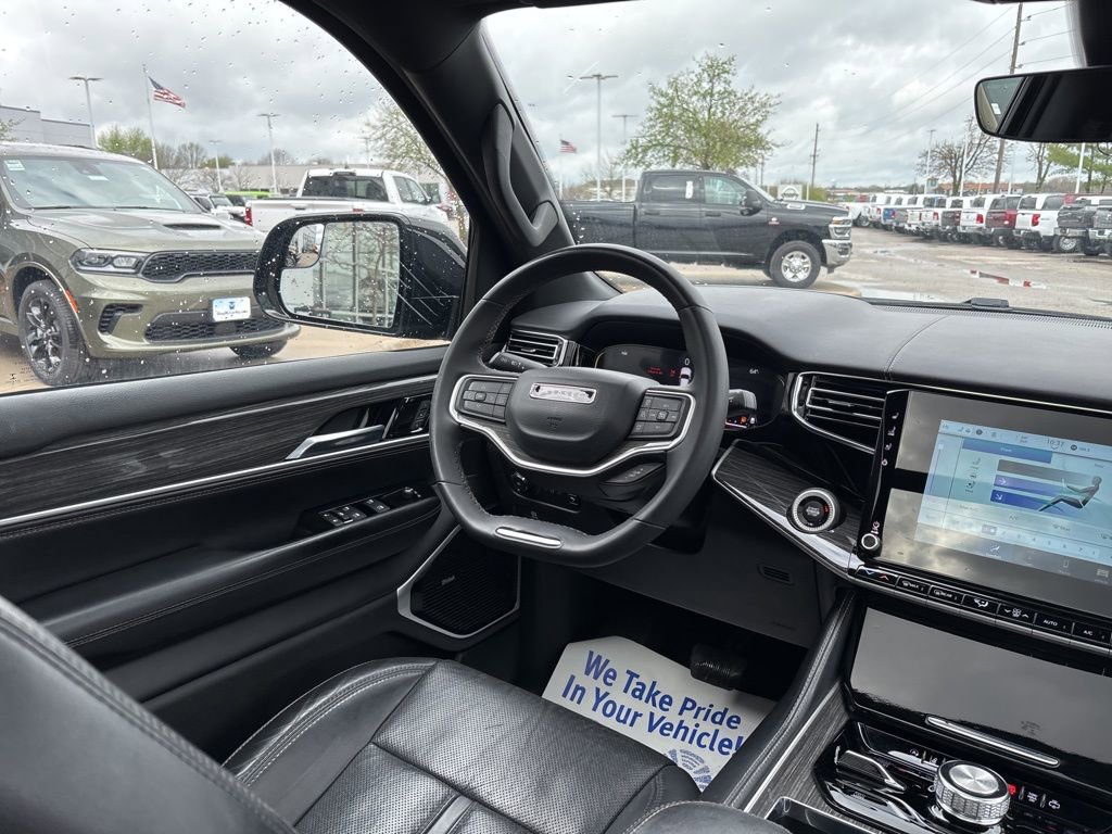 Used 2022 Jeep Wagoneer Series III w/ Premium Group I AWD/4WD image 49