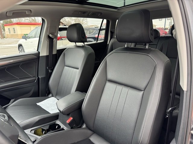 Used 2022 Volkswagen Tiguan SE image 11