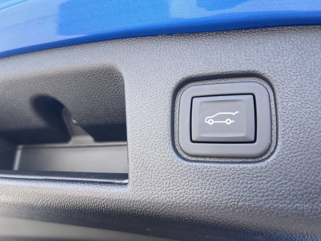 Used 2024 Chevrolet Blazer EV LT AWD/4WD image 17