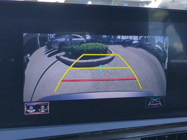 Certified 2022 Lexus ES 300h w/ Luxury Package FWD image 20