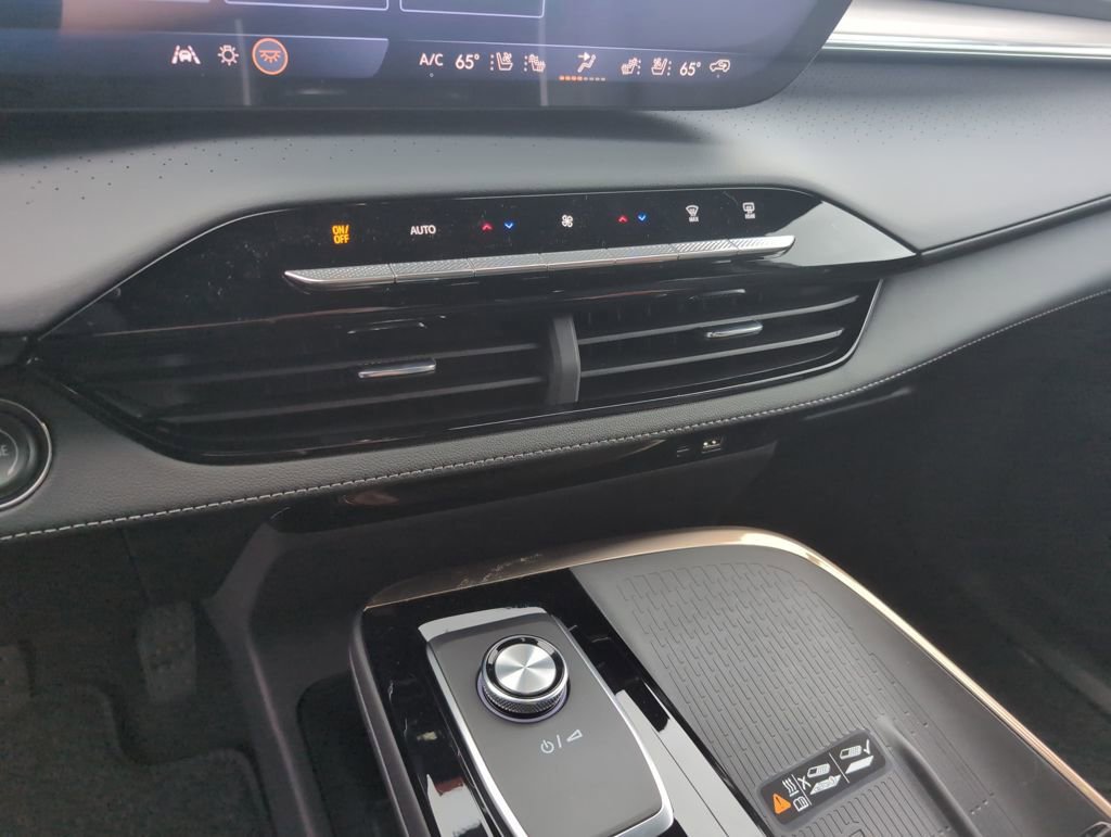 New 2026 Buick Enclave Avenir w/ Super Cruise Package image 21