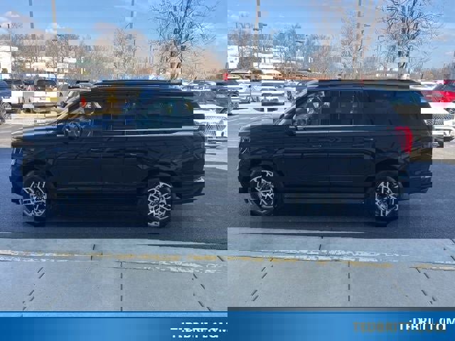 Certified 2025 Ford Expedition Max Active image 4