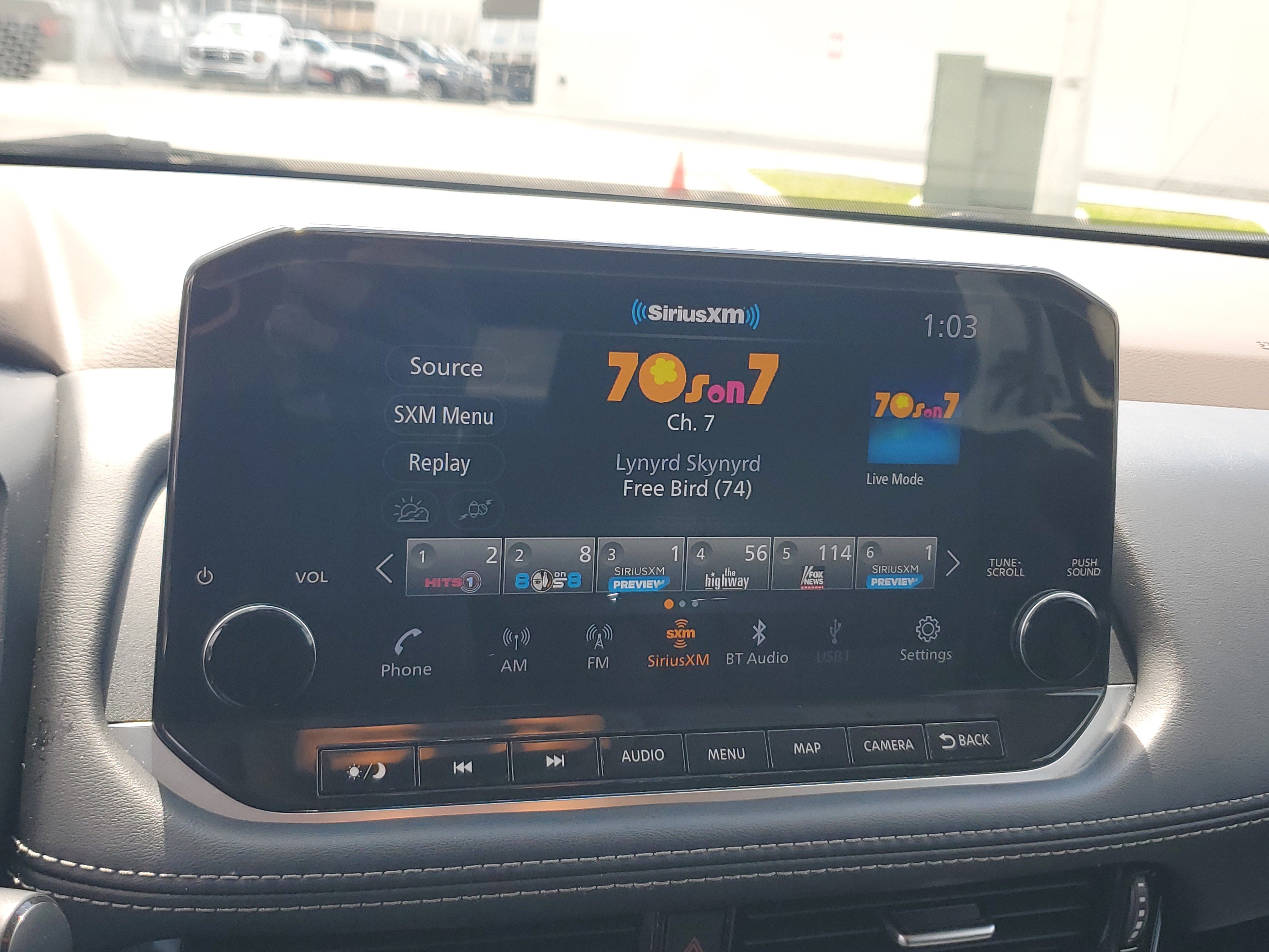 Used 2023 Nissan Rogue SL w/ SL Premium Package image 24