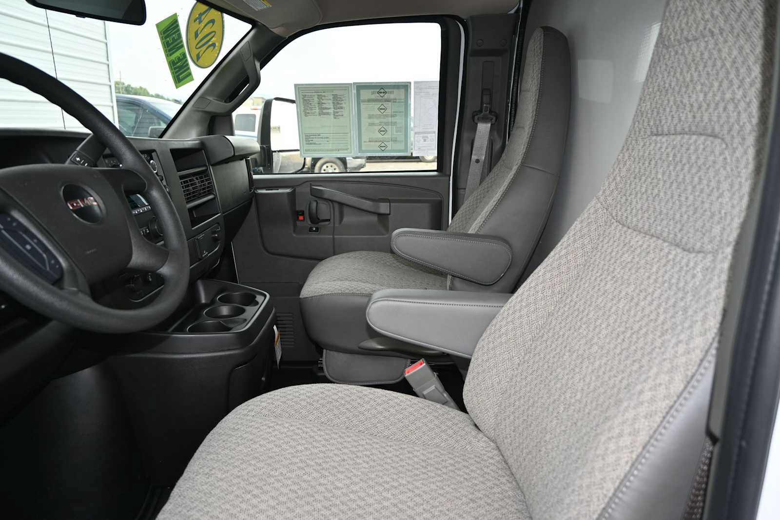 Used 2024 GMC Savana 4500 w/ Power Convenience Package RWD image 22