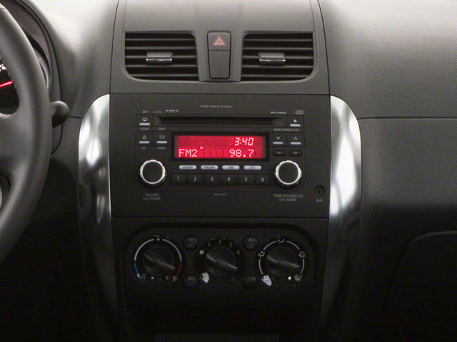 Used 2011 Suzuki SX4 AWD Hatchback image 10