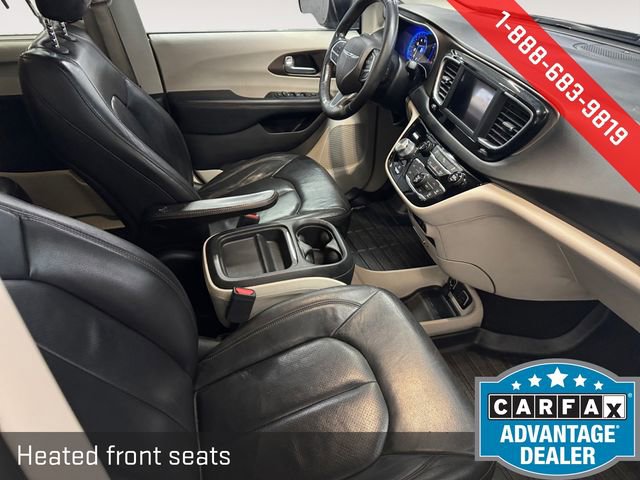 Used 2019 Chrysler Pacifica Touring-L image 5