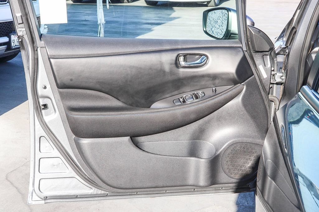 Used 2023 Nissan Leaf S FWD image 25