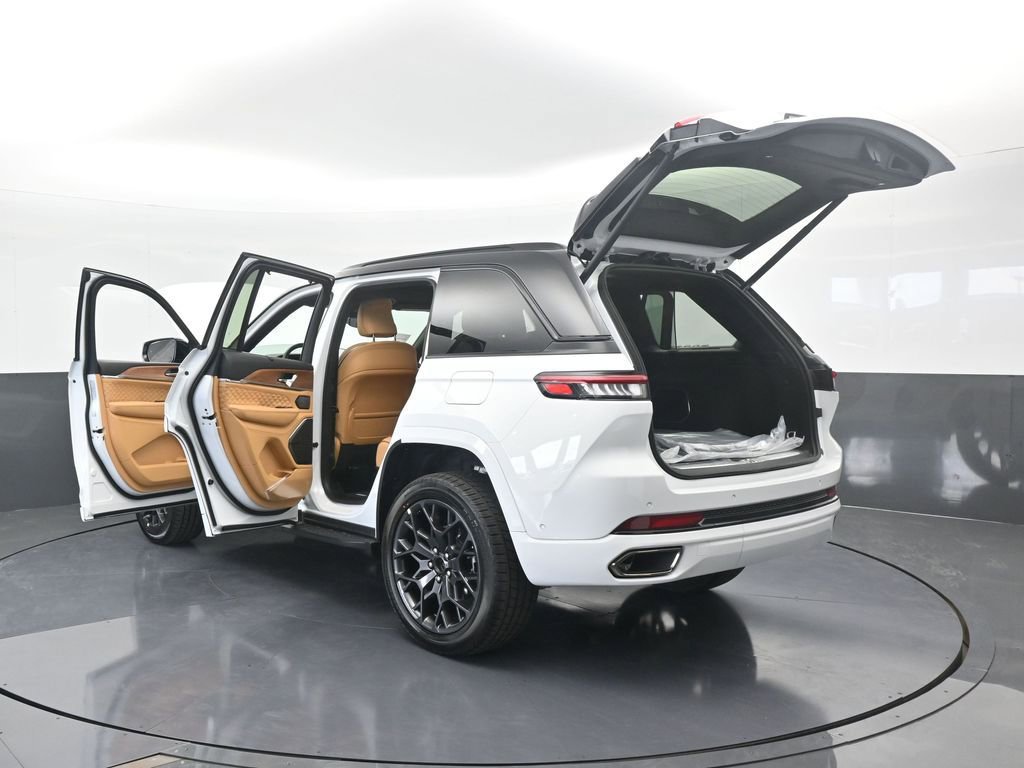 New 2025 Jeep Grand Cherokee Summit image 71