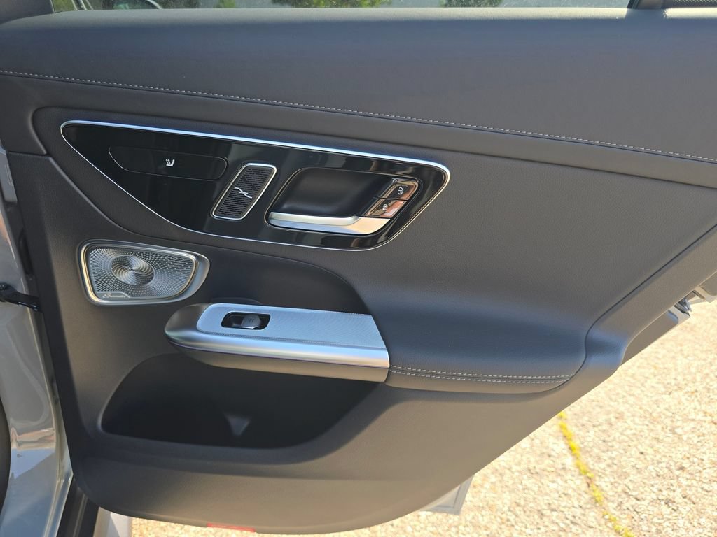 New 2027 Mercedes-Benz GLC 300 4MATIC image 23