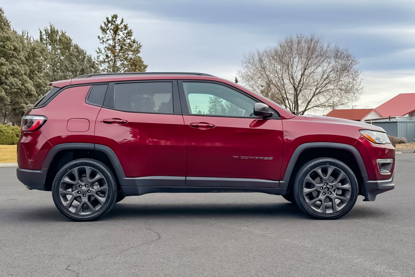 Used 2021 Jeep Compass 80th Special Edition w/ Sun and Sound Group image 3