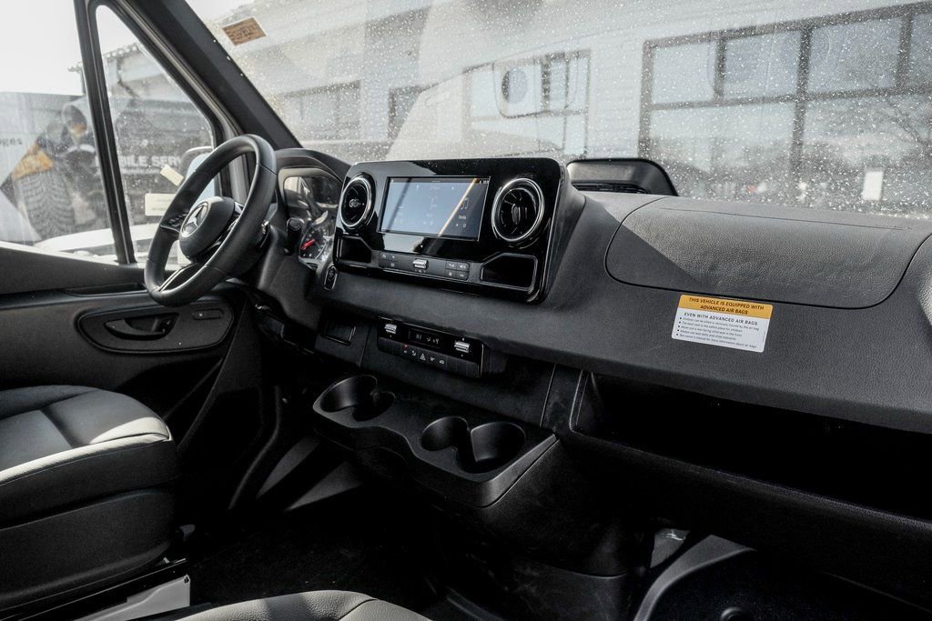 Used 2026 Mercedes-Benz Sprinter 2500 image 19