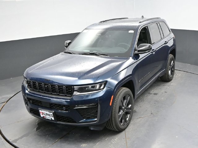 New 2027 Jeep Grand Cherokee Limited AWD/4WD image 46
