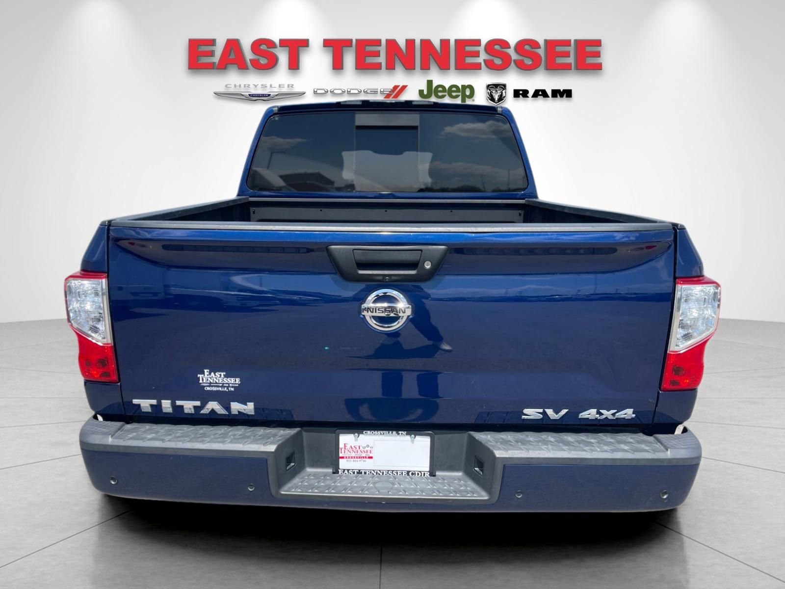 Used 2021 Nissan Titan SV AWD/4WD image 4
