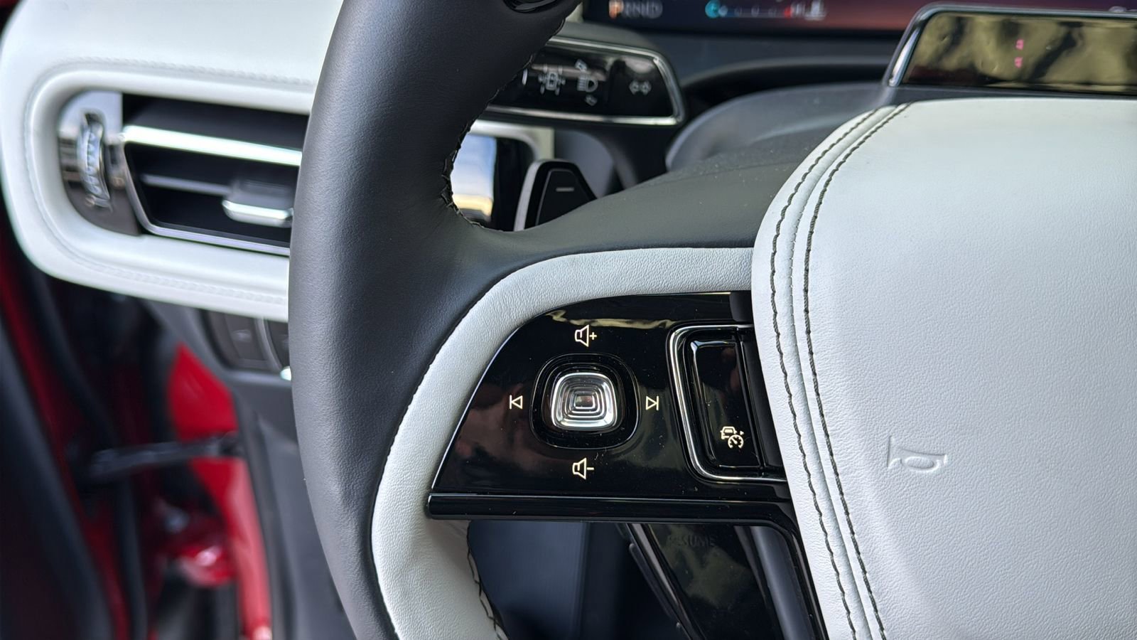 New 2026 Lincoln Aviator Reserve image 26