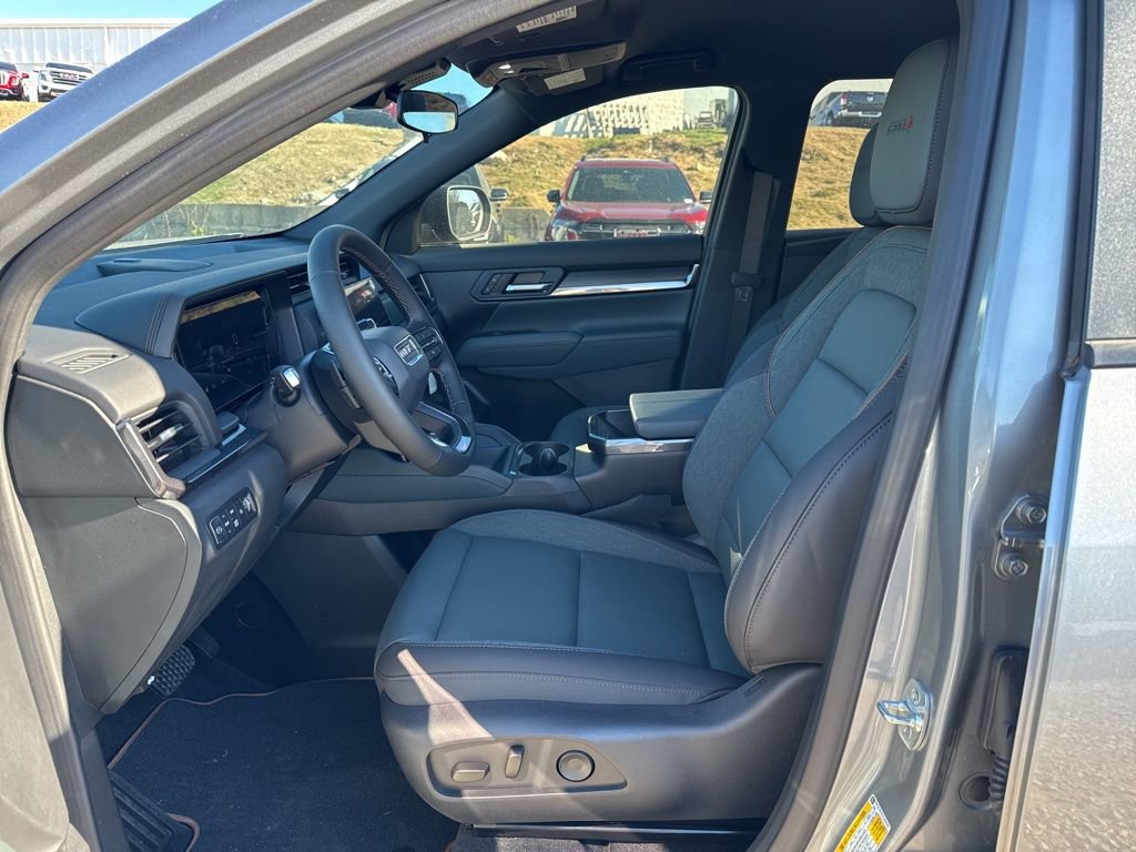 New 2026 GMC Terrain AT4 image 17