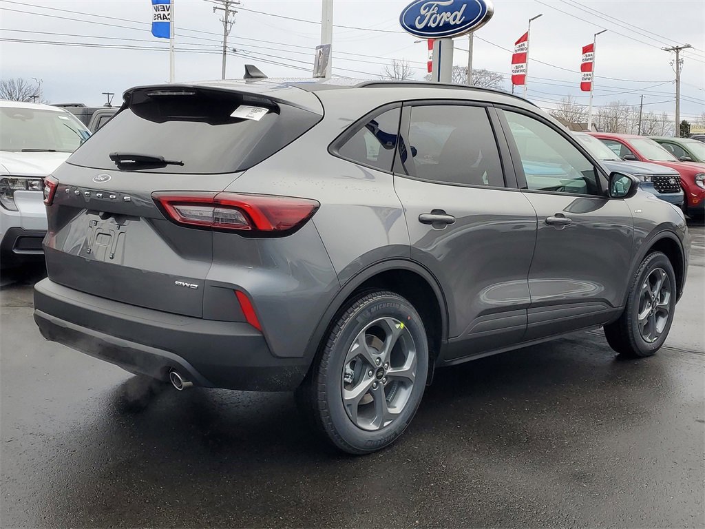 New 2026 Ford Escape ST-Line Select w/ Equipment Group 401A image 5