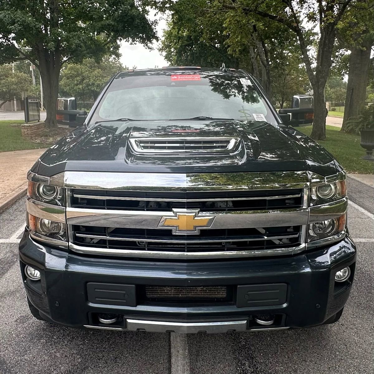 Used 2018 Chevrolet Silverado 2500 High Country w/ Duramax Plus Package image 3