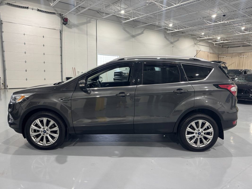 Used 2018 Ford Escape Titanium w/ Ford Safe & Smart Package image 4