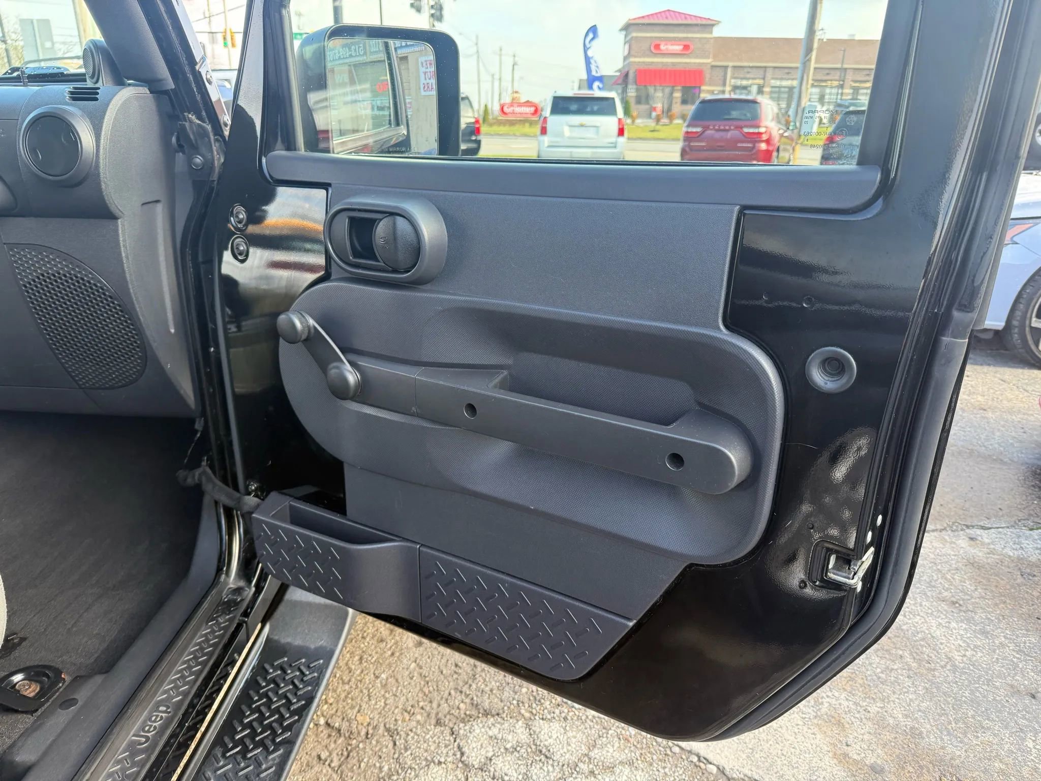 Used 2009 Jeep Wrangler X image 17