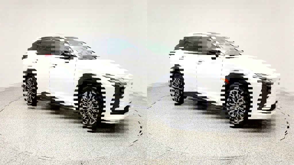 Used 2023 Lexus RZ 450e Premium w/ Accessory Package (2T) image 3