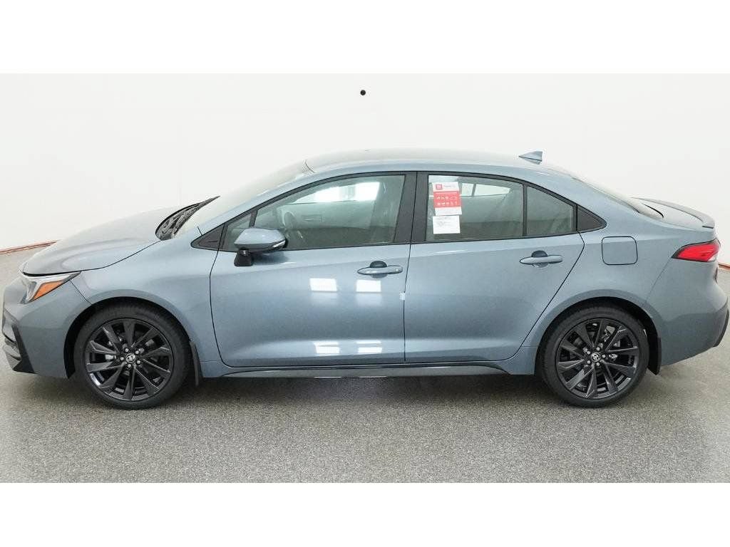 New 2026 Toyota Corolla SE FWD image 4