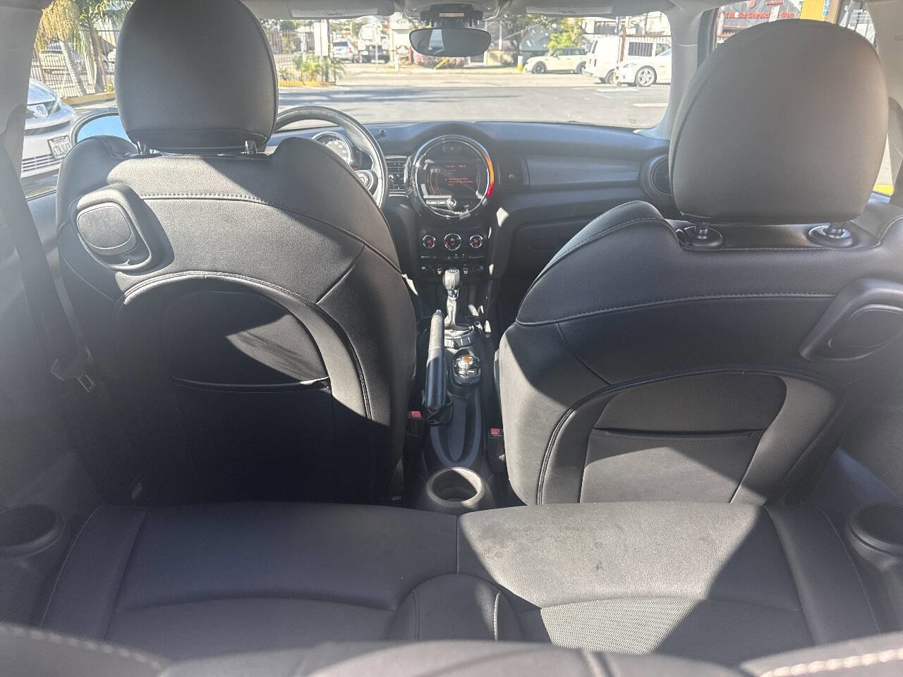 Used 2017 MINI Cooper 2-Door Hardtop image 22