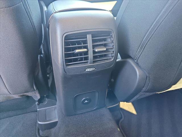 Used 2025 Ford Escape Active AWD/4WD image 15