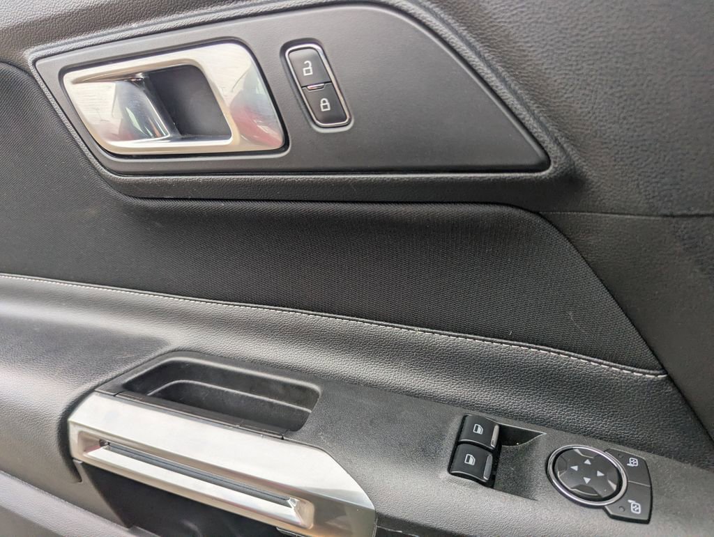 Used 2021 Ford Mustang Coupe image 16