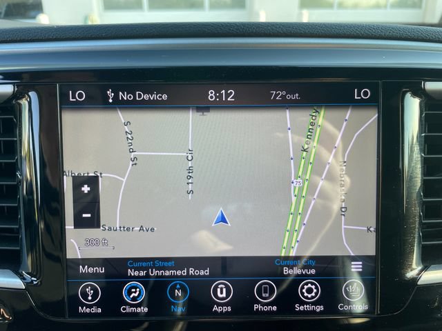 Used 2020 Chrysler Pacifica Touring-L Plus FWD image 14