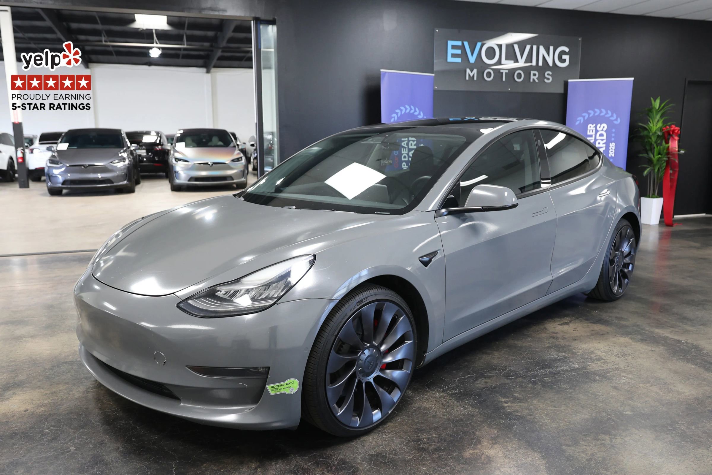 Used 2019 Tesla Model 3 Performance image 1